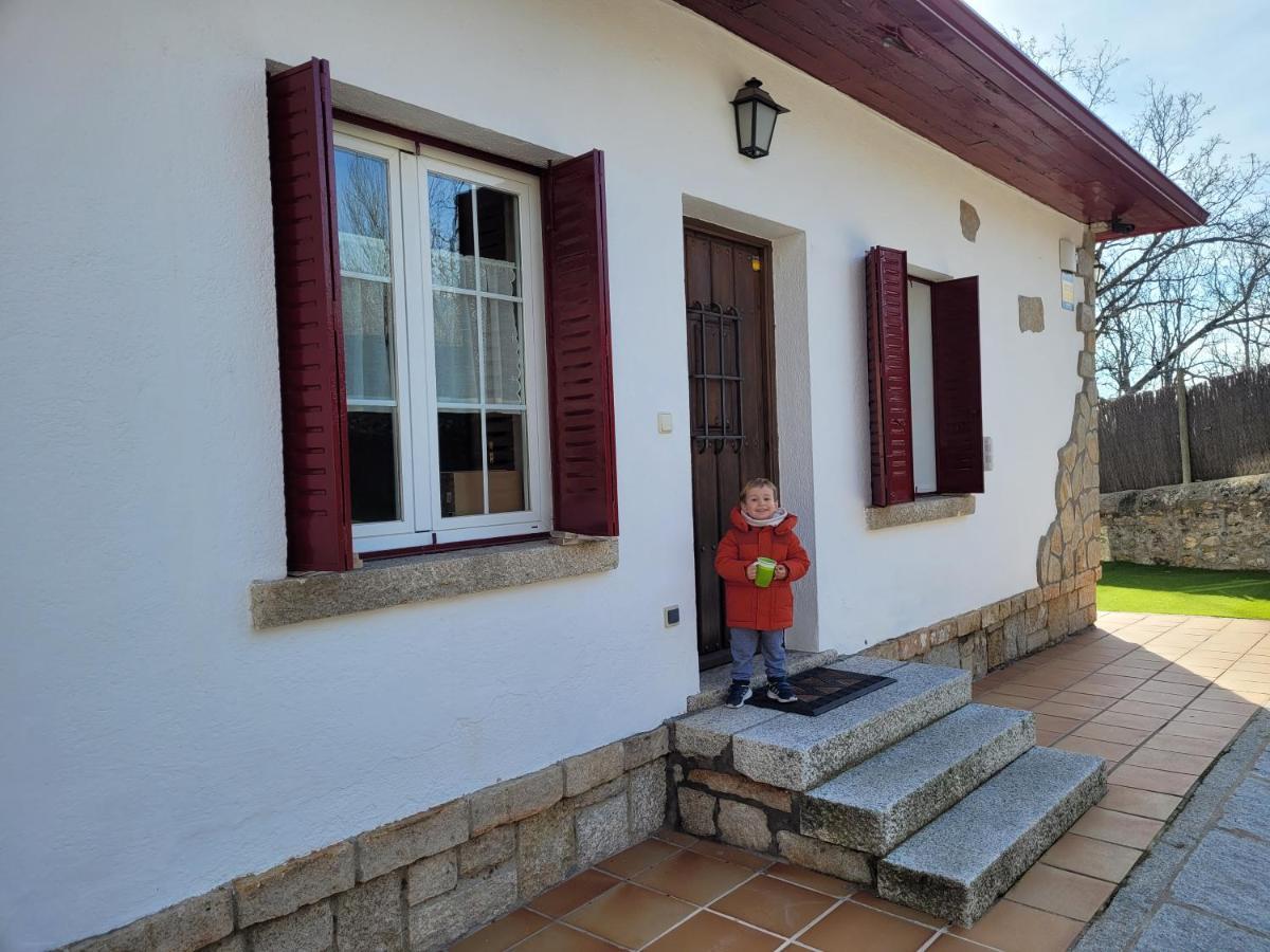 El Robledal - Miraflores De La Sierra Exterior photo